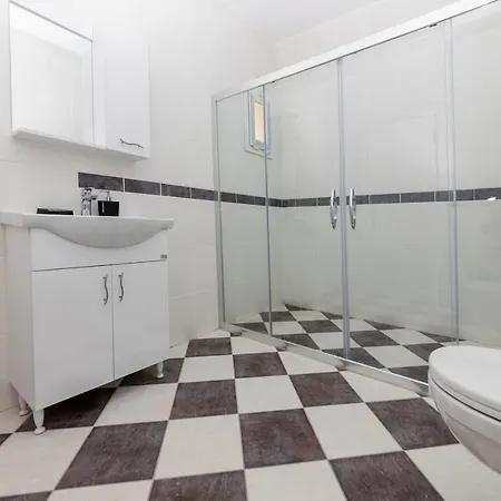וילה Capacious With Shared Pool Near In Bodrum *