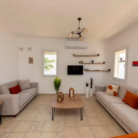 Capacious With Shared Pool Near In Bodrum *